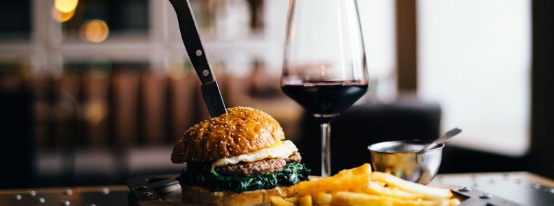 10 wines to pair with the hamburger