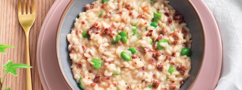 Recipe Risotto with bread broth, broad beans, pecorino cheese and sausage