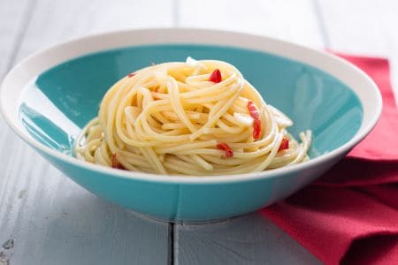 Spaghetti with garlic, oil and hot peppers