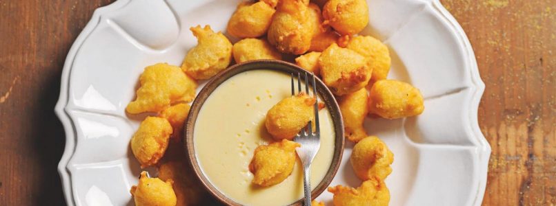 Appetizer Recipe for Beer Corn Fritters with Cheese Fondue