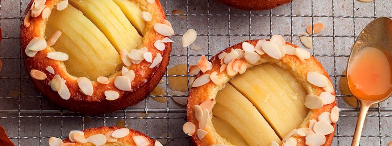 Apple tartlet with almonds recipe