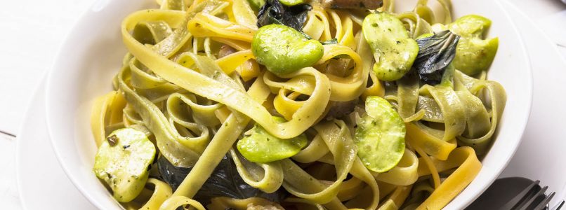 Broad beans and bacon pasta: the recipe with fresh legumes