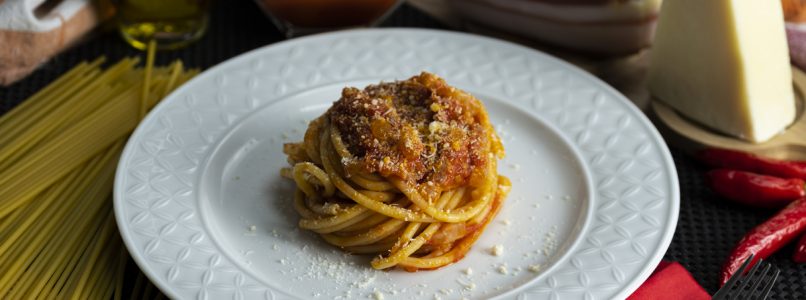 Bucatini all'amatriciana |  Yummy Recipes