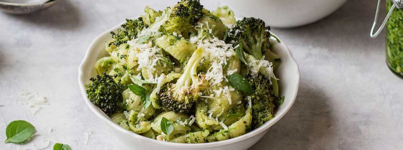 Cold pasta with broccoli pesto and speck