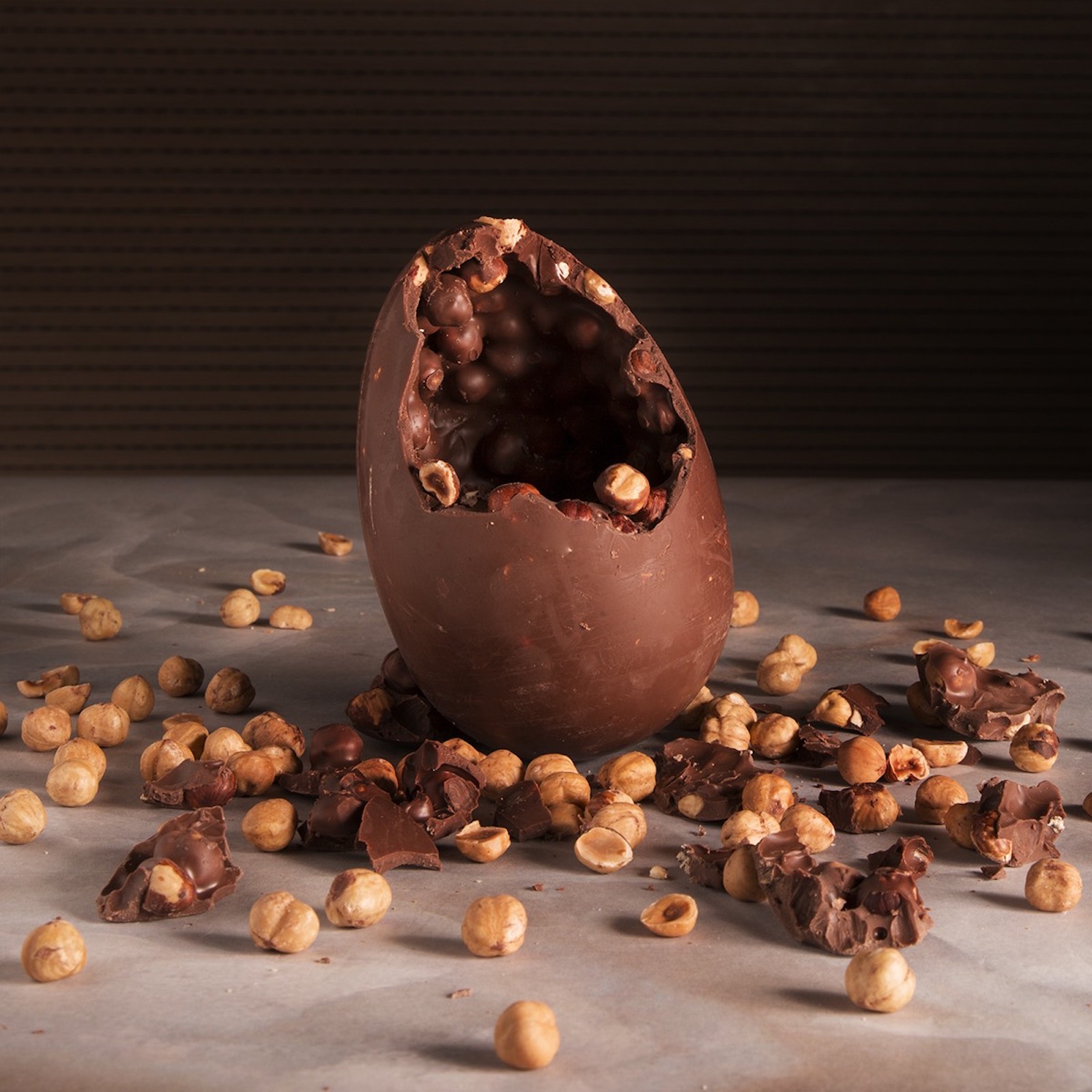 Eggs for adults, when the surprise is chocolate