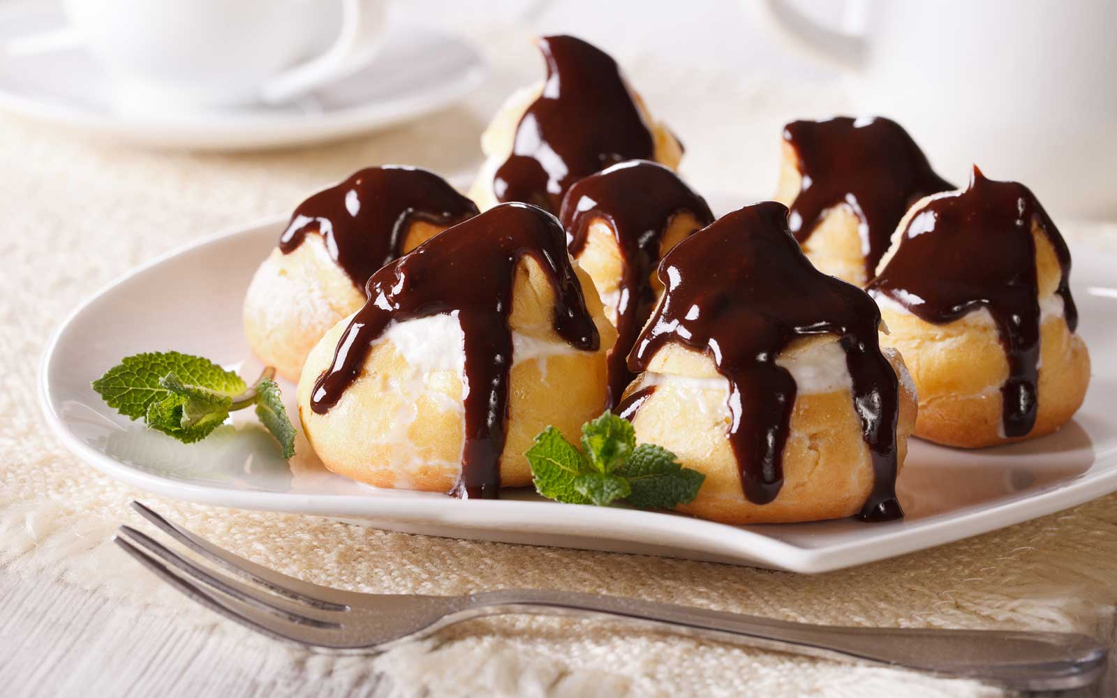 How to make the profiteroles at home: the recipe