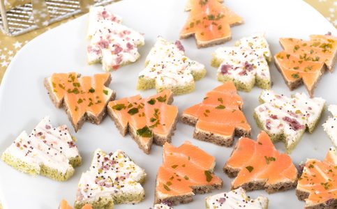 Ideas for Christmas appetizers with salmon