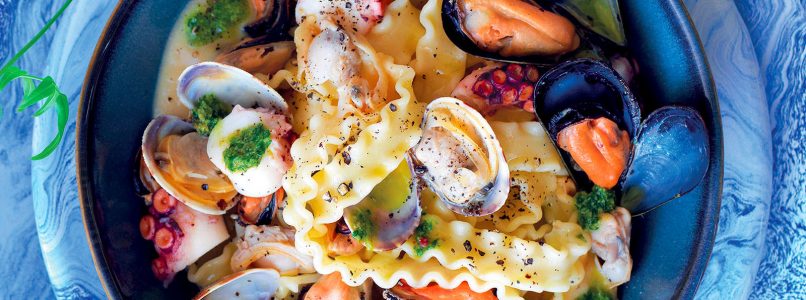 Mafalde, octopus, mussels and clams recipe