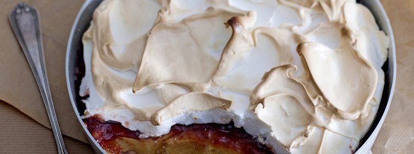 Meringue bread and jam, a timeless recipe