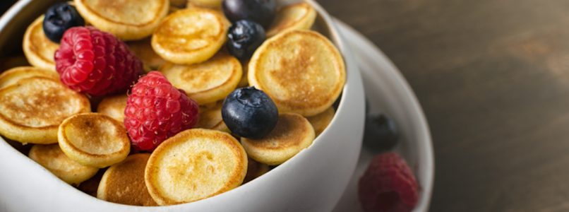 Mini pancakes that look like cereals