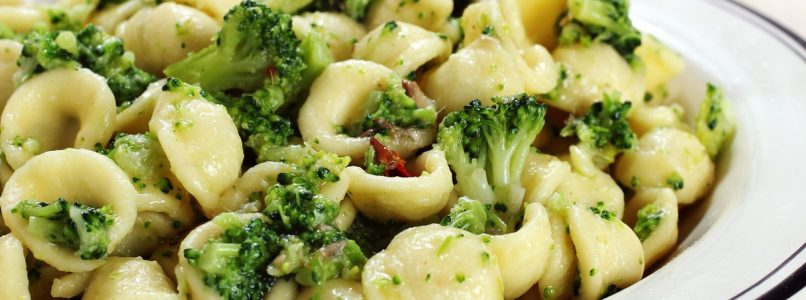 Orecchiette with broccoli and pine nuts
