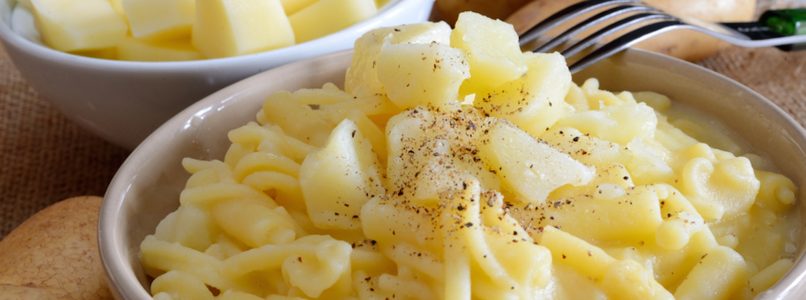 Pasta, potatoes and ... provola: how to prepare it
