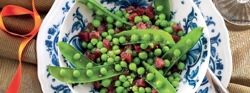 Peas recipe with salted meat