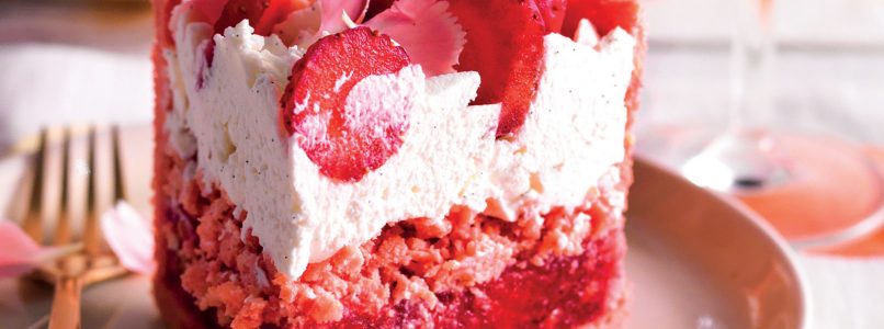 Pink Strawberry Cake Recipe
