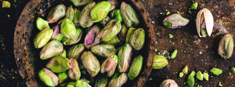 Pistachios are the ideal quarantined snack: 6 recipes