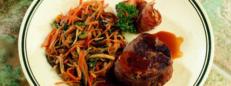 Recipe Beef fillet with sour vegetables