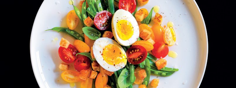 Recipe Boiled egg with ginger, green beans and mixed cherry tomatoes