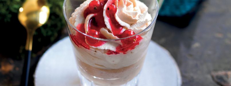 Recipe Chestnut mousse with currant sauce