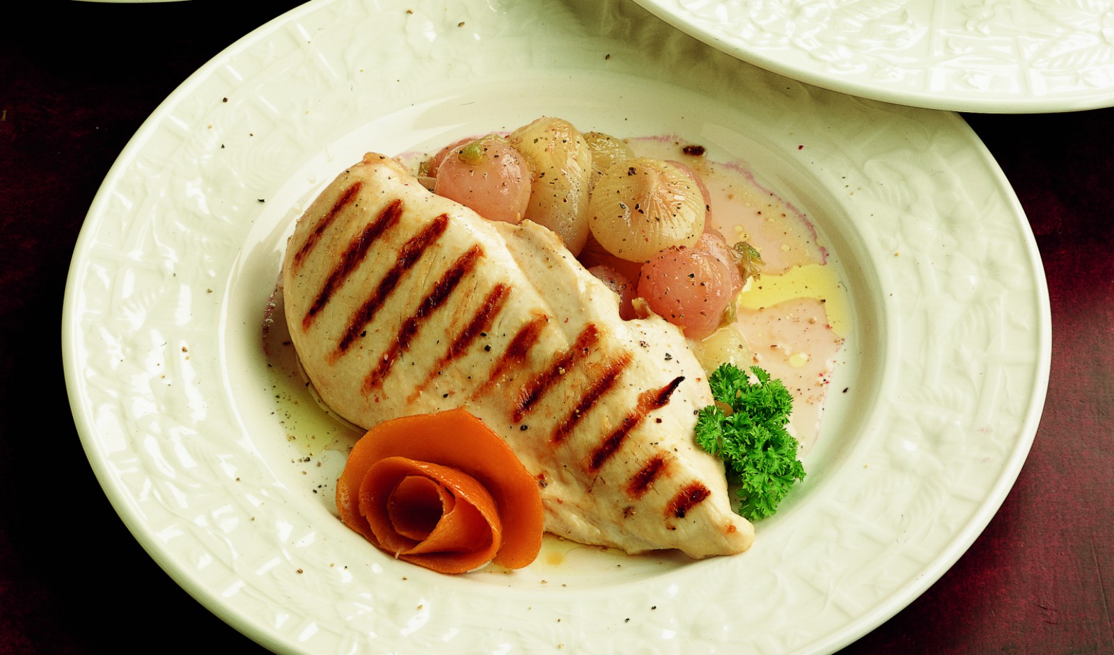 Recipe Chicken breast grilled with orange onions