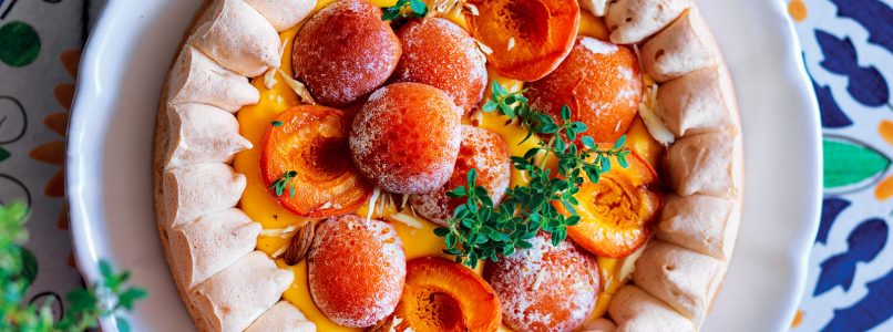 Recipe Dacquoise cake with apricots