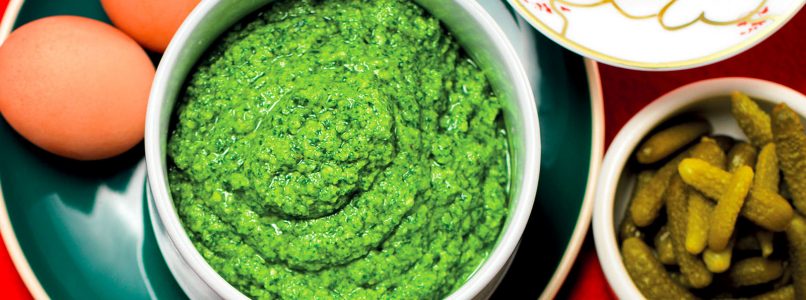 Recipe Parsley and almond sauce