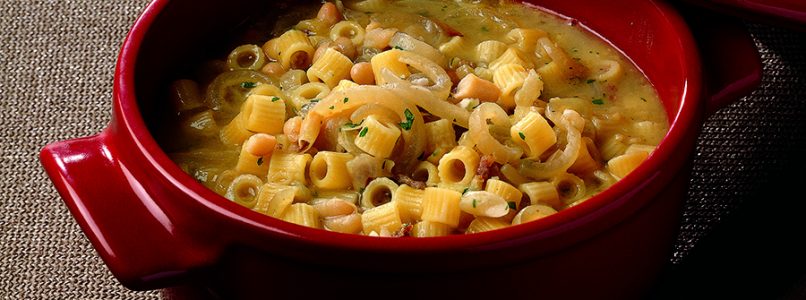Recipe Pasta and beans with pork rinds