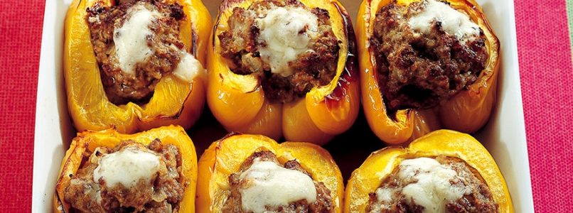 Recipe Pepper stuffed with meat and cheese