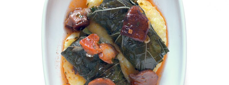Recipe Rolls in vine leaf with sausage