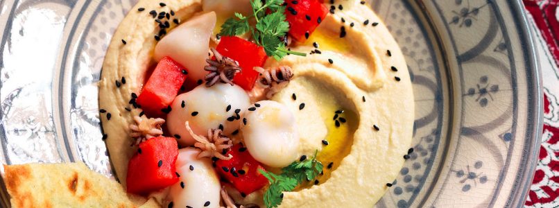 Recipe Small cuttlefish roasted with hummus and watermelon