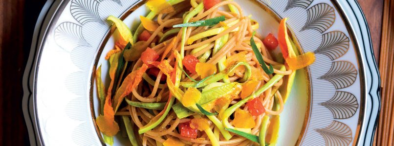 Recipe Wholemeal spaghetti and trumpet zucchini salad