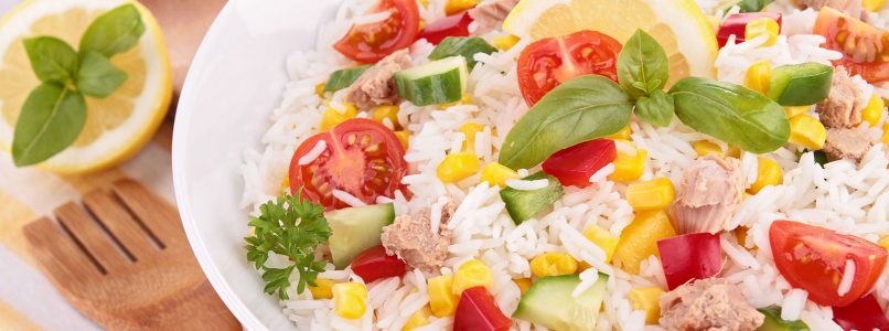 Rice salad: how to make it healthier