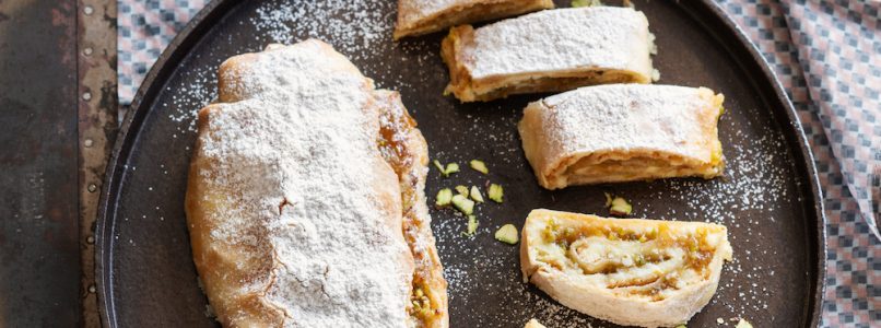 Ricotta strudel with fig jam and muscat pistachios