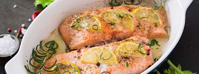 Salmon with pink pepper and dreamy honey for an unforgettable Christmas