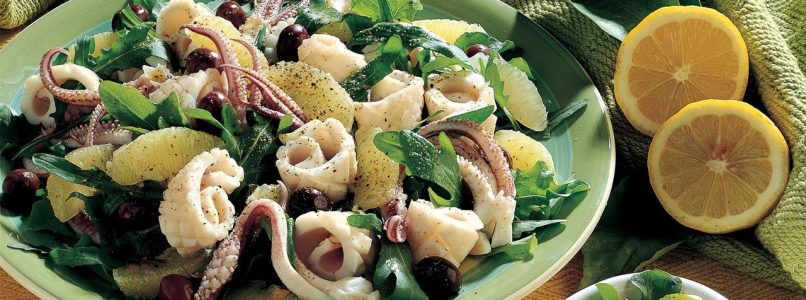 Squid salad recipe with lemon and rocket