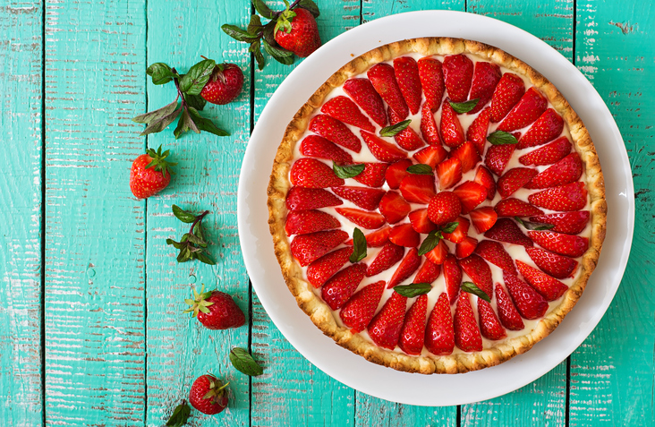 Tart with cream: raw or cooked?