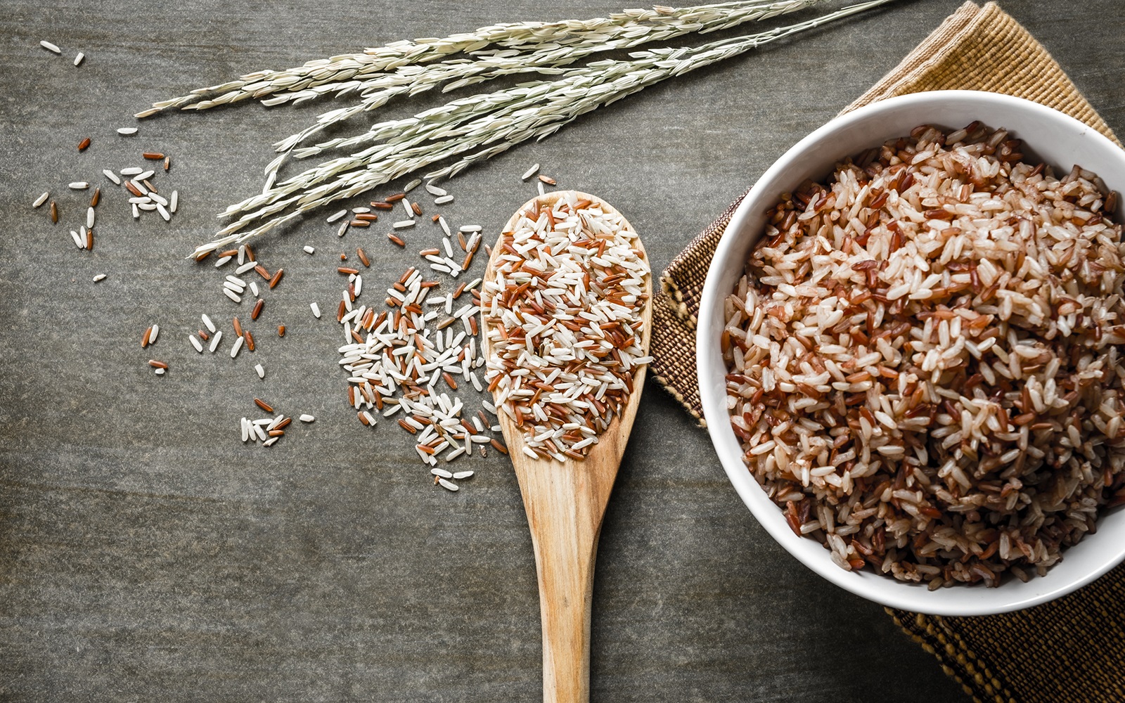 The diet of brown rice