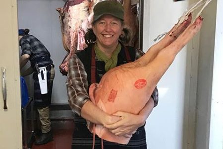 Vegetarian she becomes a butcher after eating a hamburger