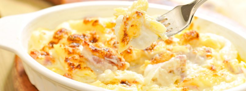 White baked pasta, the classic recipe