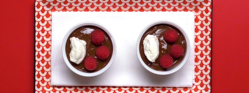 chocolate mousse with avocado